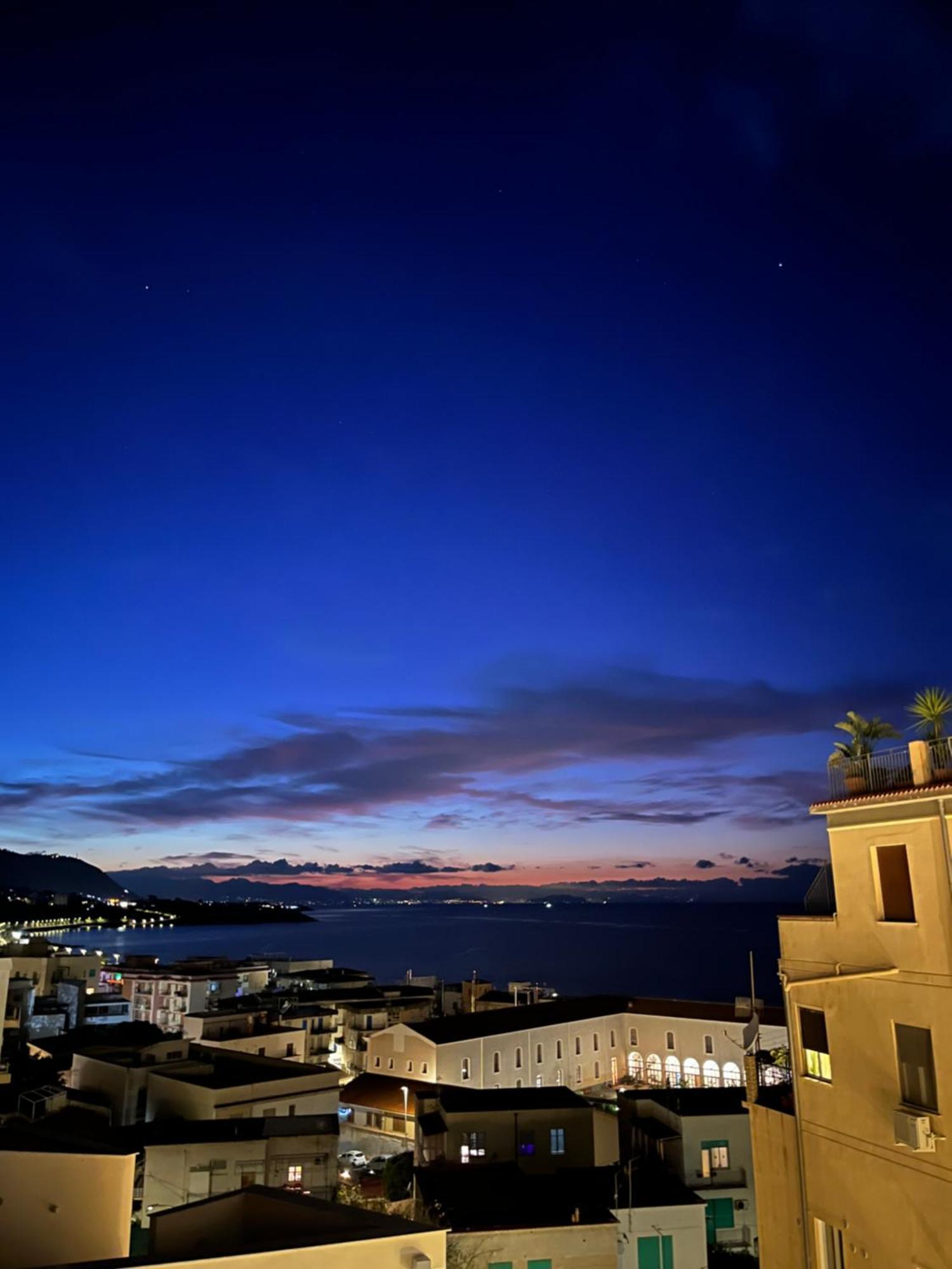 Window On The Sunset Cefalù Exterior foto